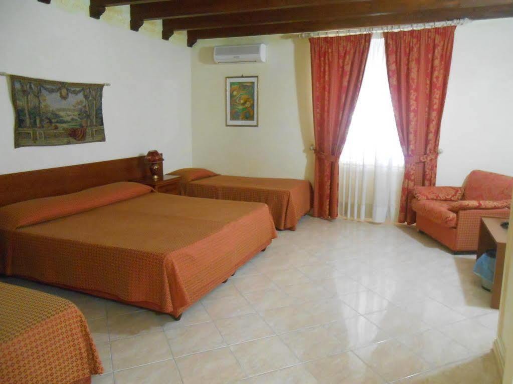 Hotel Centrale Bagheria Kültér fotó